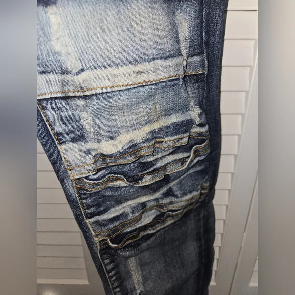 FWRD Denim Men's 32x32 Distressed Jeans - Picture 4 of 12